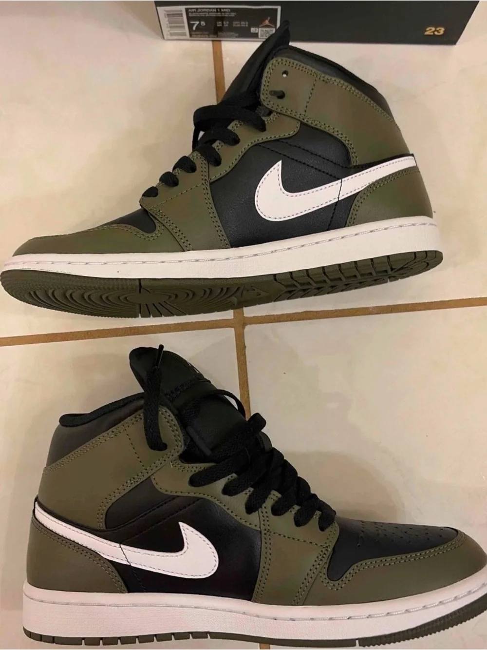 Air Jordan 1 Mid ‘Medium Olive’ Sneakers